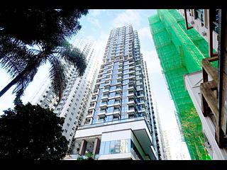 Mid Levels West - 18 Mosque Street 02