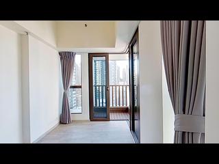Mid Levels West - 18 Mosque Street 18