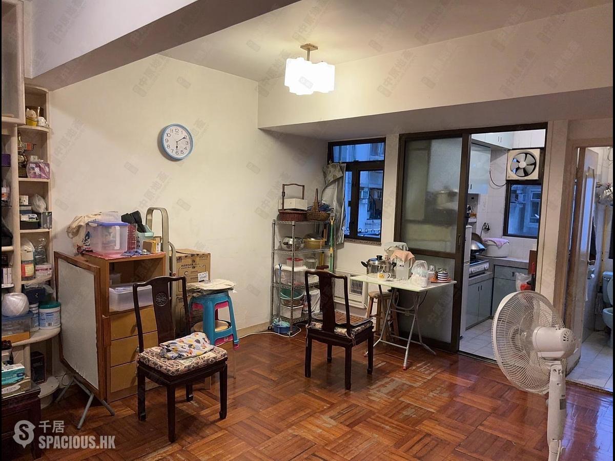 Sheung Wan - Kiu Fat Building Rear Block (Block A) 01