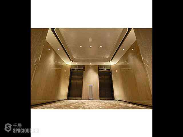 Mid Levels Central - Eva Court 07