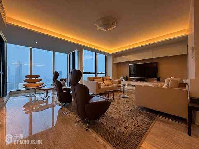 Mid Levels Central - The Mayfair 01