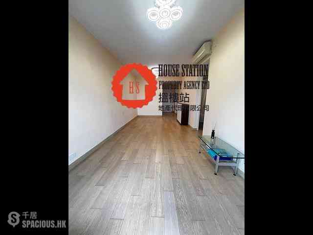 Tseung Kwan O - Monterey Block 7A 02