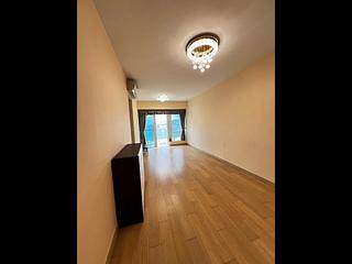 Tseung Kwan O - Monterey Block 7A 06