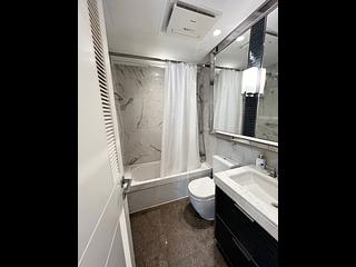 Tseung Kwan O - Monterey Block 7A 07
