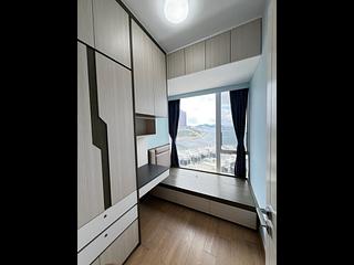 Tseung Kwan O - Monterey Block 7A 08