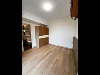 Tseung Kwan O - Monterey Block 7A 11