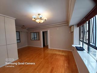 Mid Levels Central - Robinson Heights Block 3 05