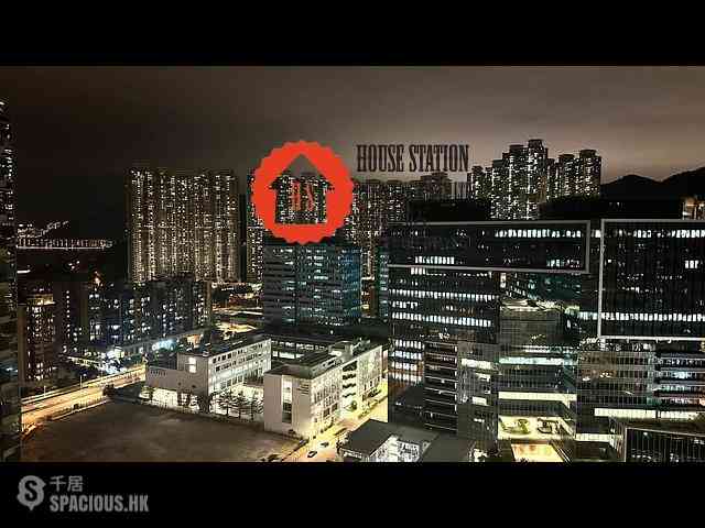Tseung Kwan O - The Wings IIIA 01