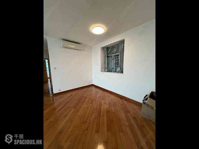 Tung Chung - Coastal Skyline Phase 1 Block 1 03