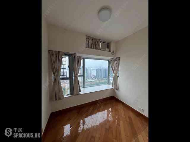 Tung Chung - Coastal Skyline Phase 1 Block 1 05