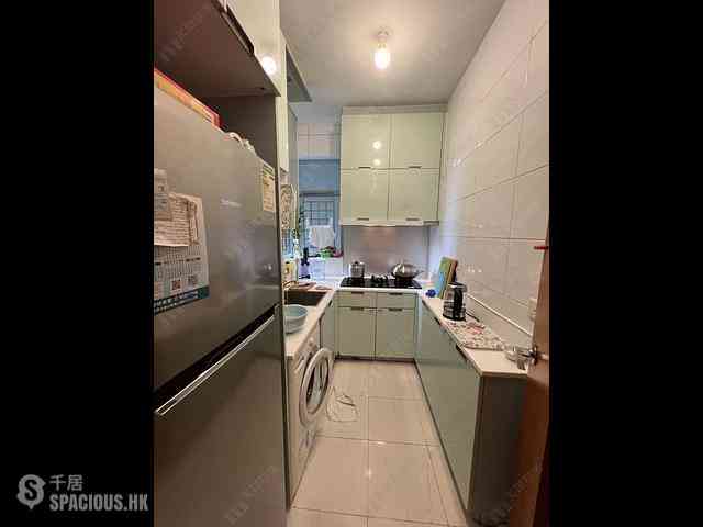 Tung Chung - Coastal Skyline Phase 1 Block 1 07