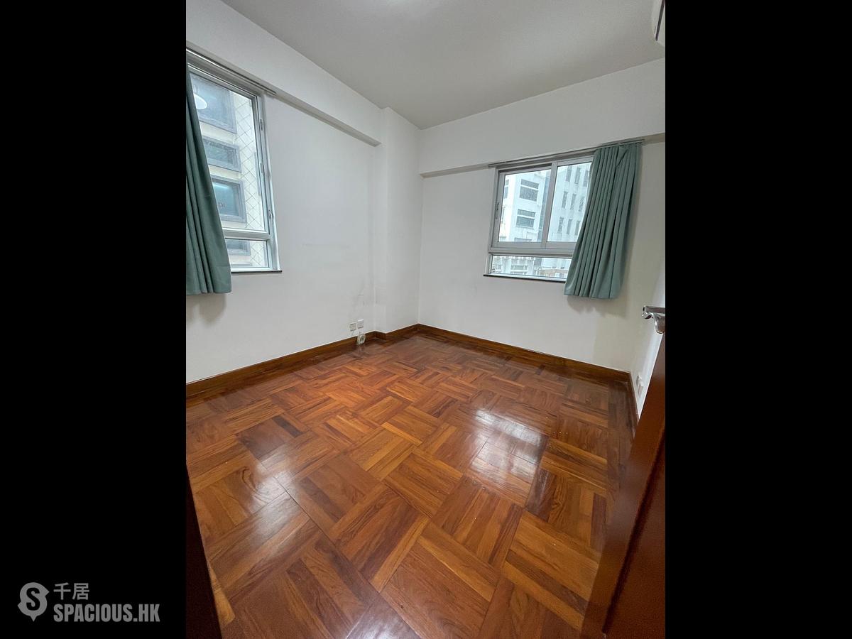 Sheung Wan - 30-30B, Bonham Strand 01
