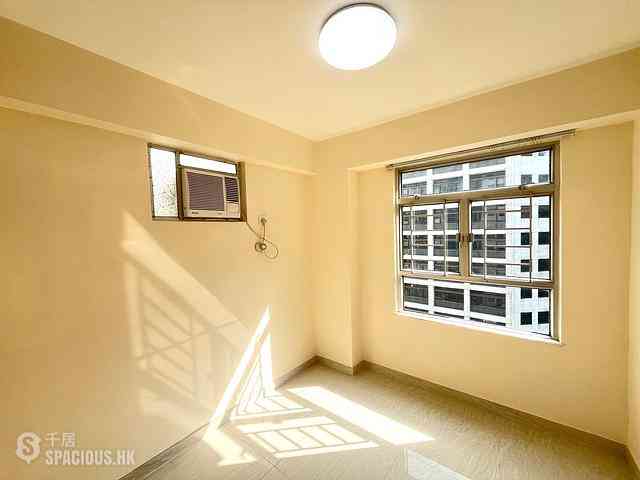 Quarry Bay - Kornhill Garden Block 6 07