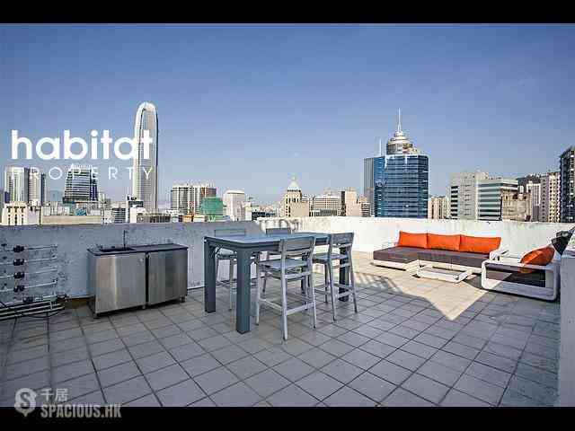 Soho - Cameo Court 01