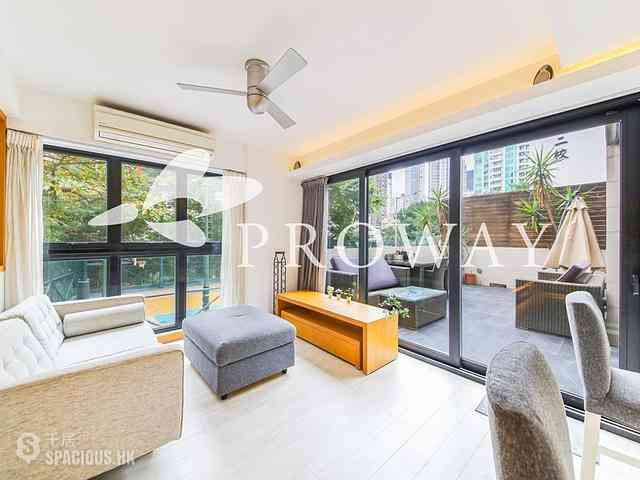 Sai Ying Pun - Tai Hing Building 01