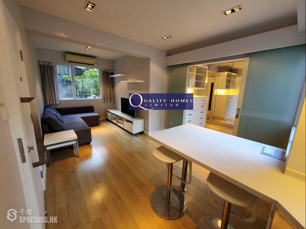 Soho - Sunrise House 01