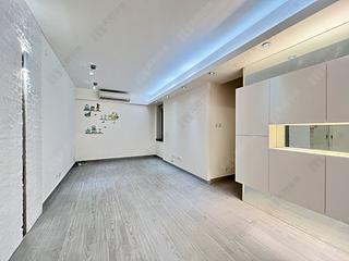 Wan Chai - Royal Court 03