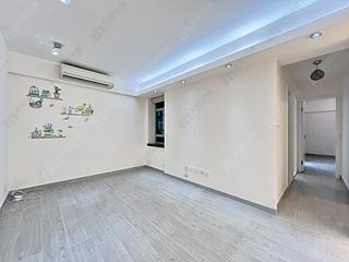 Wan Chai - Royal Court 04