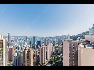 Mid Levels Central - Tregunter Tower 3 02