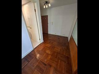 Sai Ying Pun - Fung King Court 03