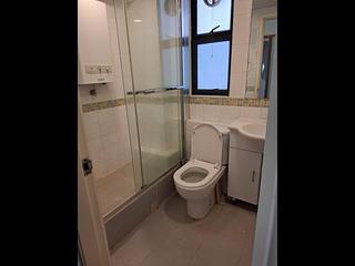 Sai Ying Pun - Fung King Court 07