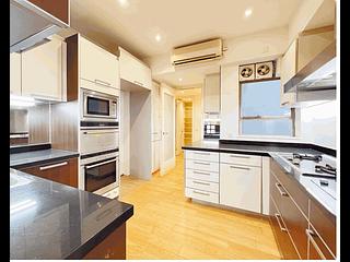 Mid Levels Central - Kam Yuen Mansion 08