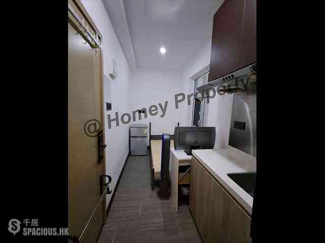 Sai Ying Pun - 33-33A, Pok Fu Lam Road 01