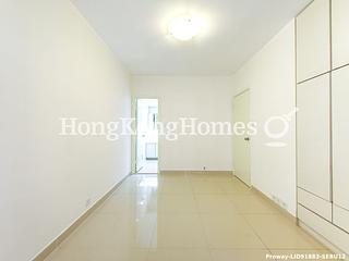 Mid Levels Central - Po Yue Yuk Building 06