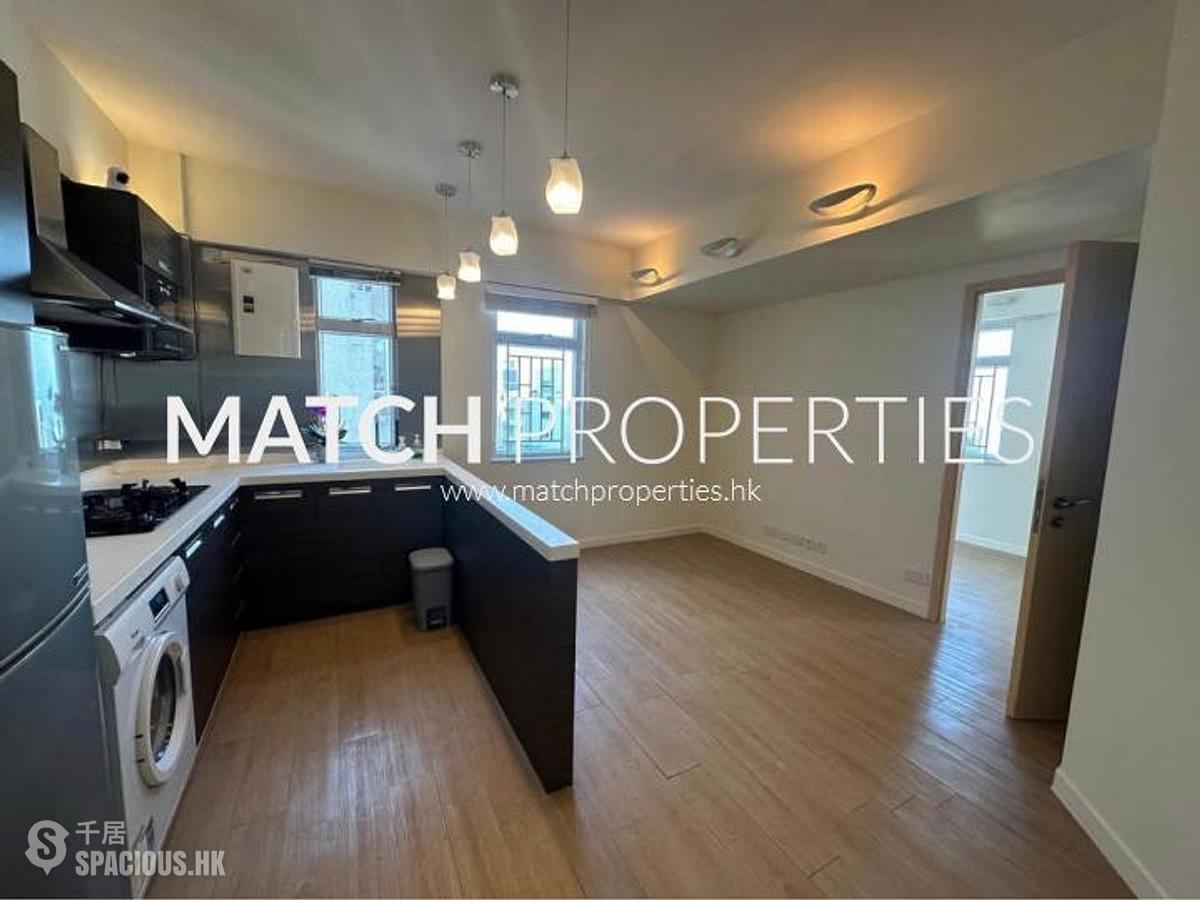 Sai Ying Pun - Golden Phoenix Court 01