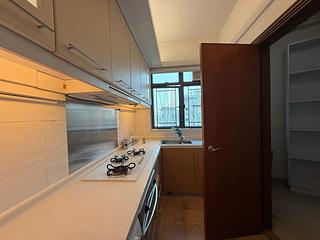Mid Levels Central - Palatial Crest 02