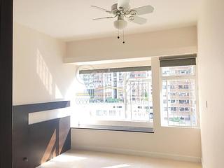 Mid Levels Central - Robinson Place Block 1 02