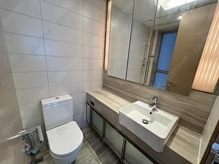 Sai Ying Pun - Island Crest Block 1 05