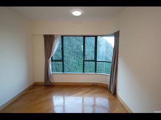 Mid Levels Central - Hillsborough Court 05