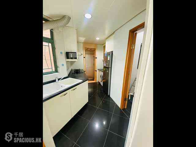 Siu Sai Wan - Island Resort Block 1 10