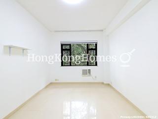 Mid Levels West - Hing Wah Mansion 05