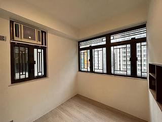 Wan Chai - Rialto Building 08