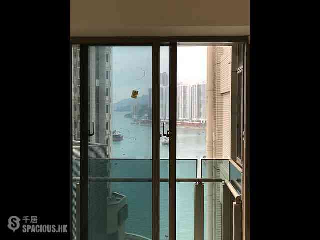 Tsuen Wan - Ocean Pride Phase 3 Block 7 03