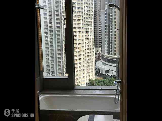 Tsuen Wan - Ocean Pride Phase 3 Block 7 09