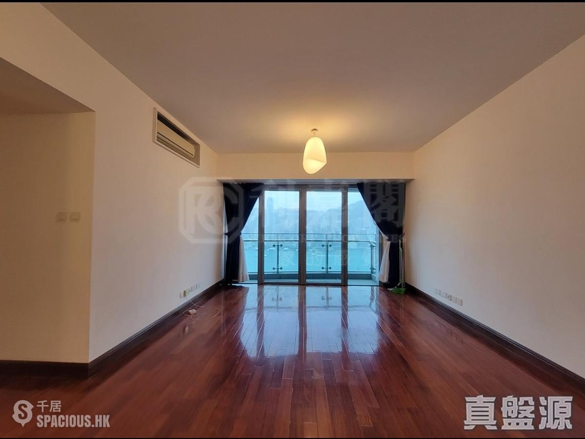 West Kowloon - The Harbourside Block 3 01