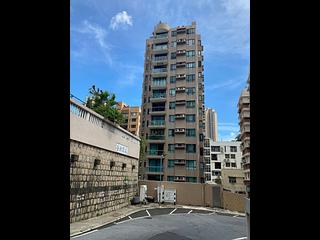 Happy Valley - Holly Court 07