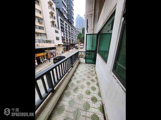 Sai Ying Pun - 393, Queen's Road West 02