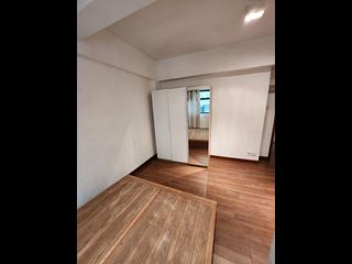 Sai Ying Pun - 393, Queen's Road West 06