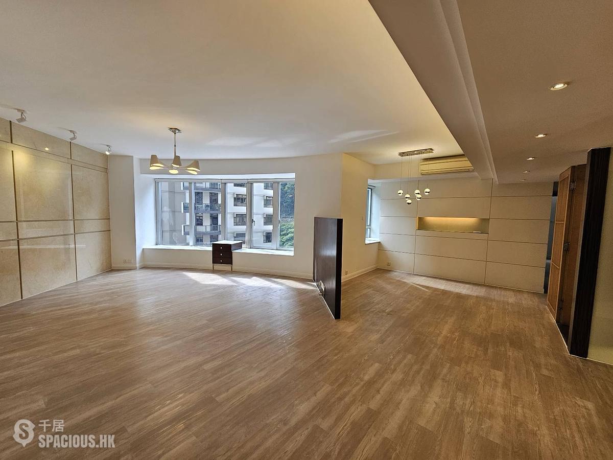 Mid Levels Central - Tregunter Tower 3 01