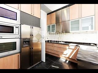 Chung Hom Kok - 33, Cape Road 05
