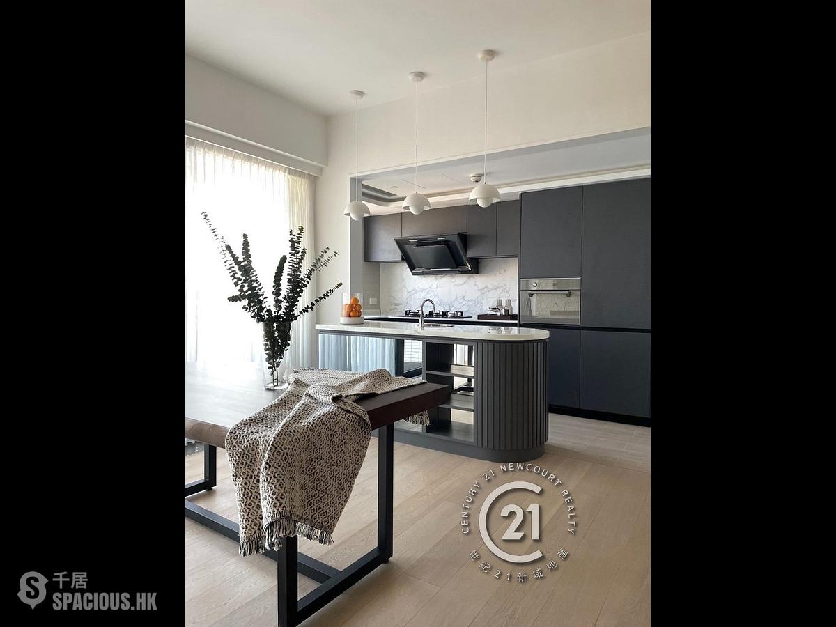 Discovery Bay - Discovery Bay Phase 16 Poggibonsi 01