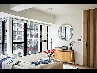 Sai Ying Pun - 111, High Street 06