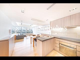 Wan Chai - Convention Plaza Apartments 12