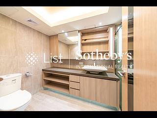 Wan Chai - Convention Plaza Apartments 13