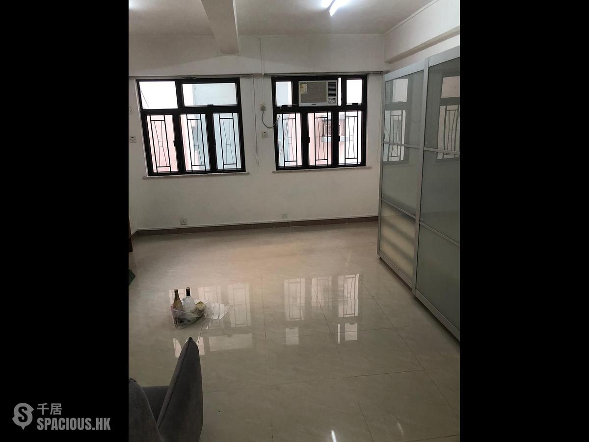 Sheung Wan - Kiu Kwong Mansion 01