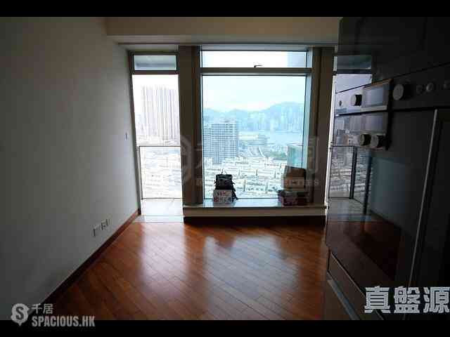 Yau Ma Tei - The Coronation Tower 6 05